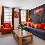 New! 2-Bedroom Apartment In Trendy Brick Lane